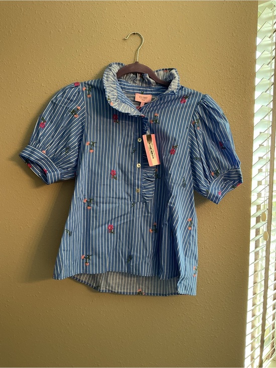 entro Tops - entro Blue Striped Floral Puff-Sleeve Blouse
